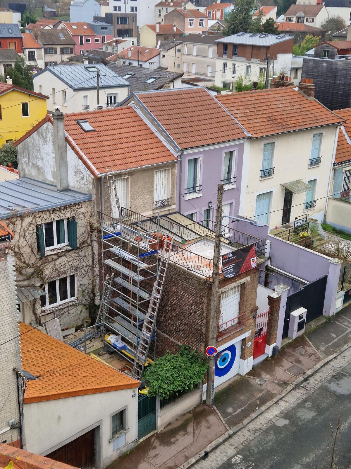 Artisans charpentiers à Montreuil (93100) en Seine-Saint-Denis (93)