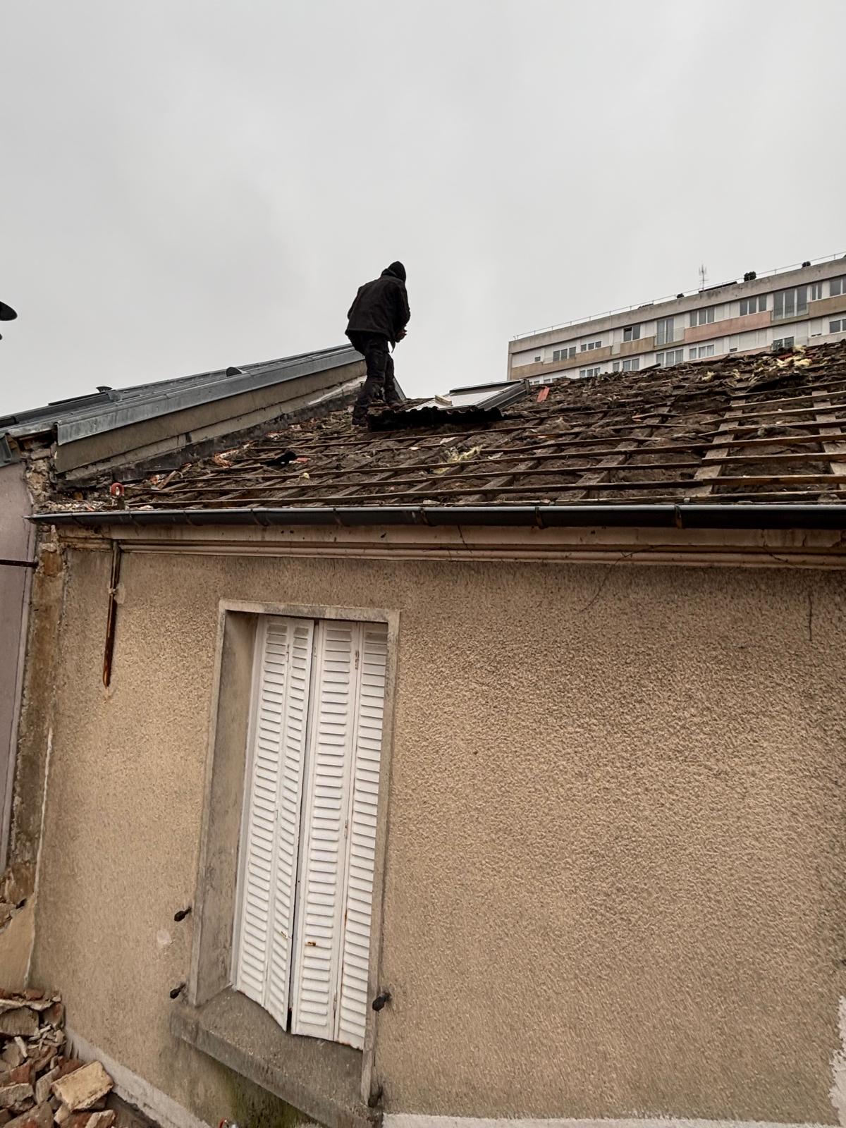 Artisans charpentiers à Montreuil (93100) en Seine-Saint-Denis (93)