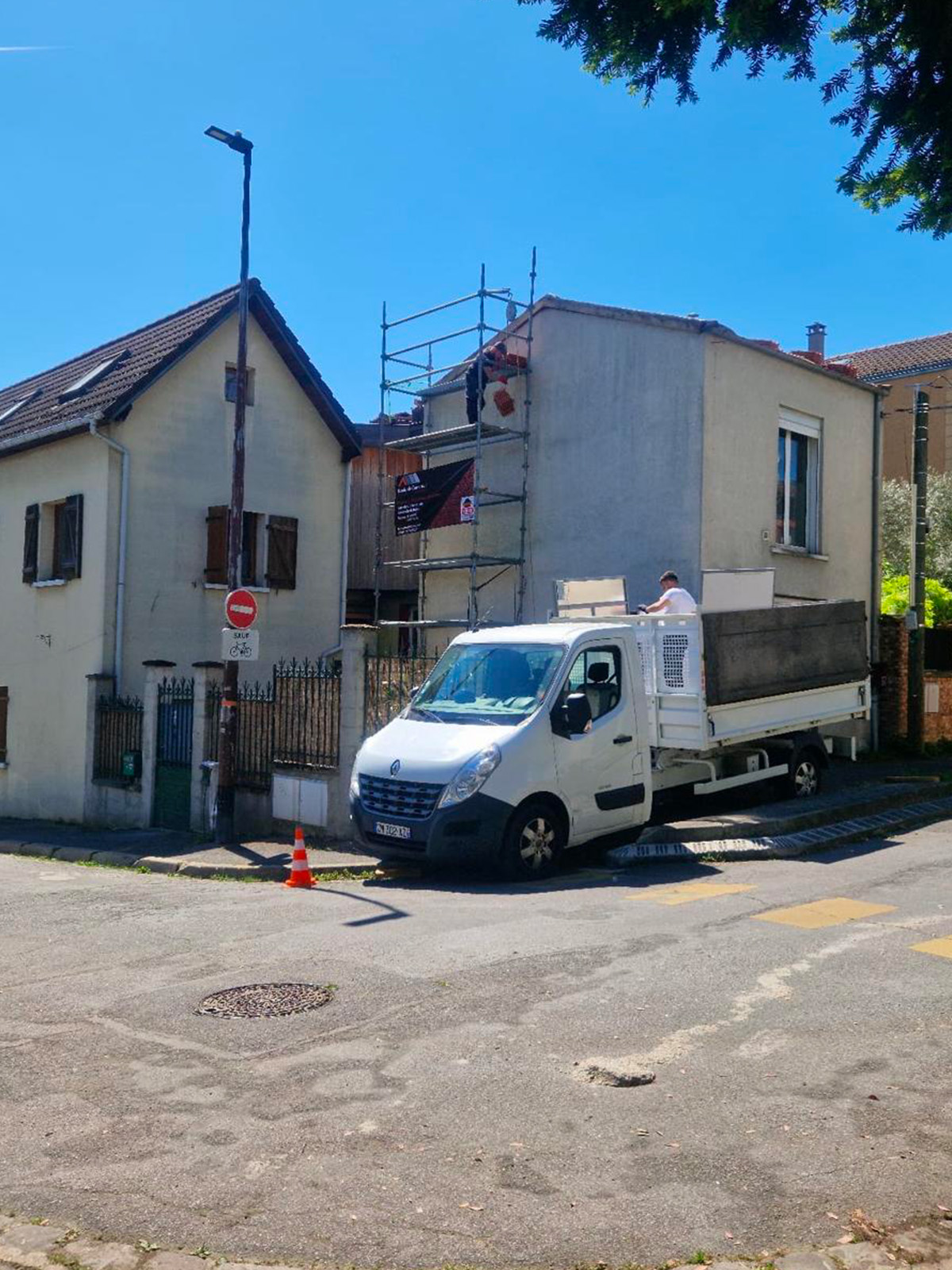 Artisans charpentiers à Montreuil (93100) en Seine-Saint-Denis (93)