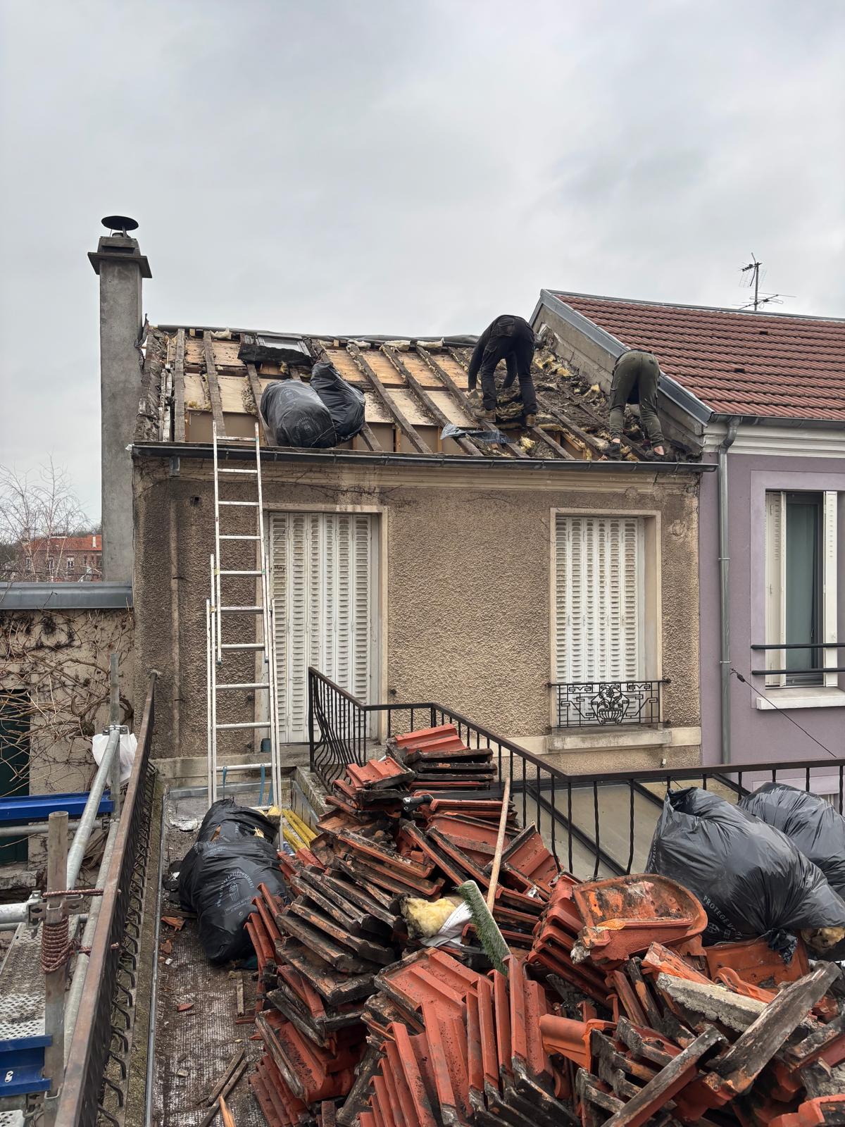 Artisans charpentiers à Montreuil (93100) en Seine-Saint-Denis (93)