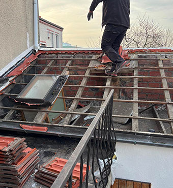 charpentier à Montreuil (93100) en Seine-Saint-Denis (93)